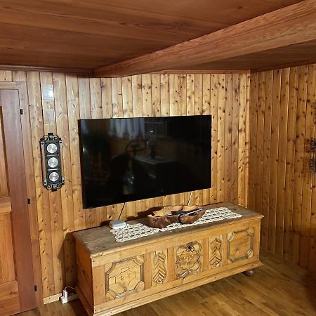 Haus Diezig Goms Екстериор снимка